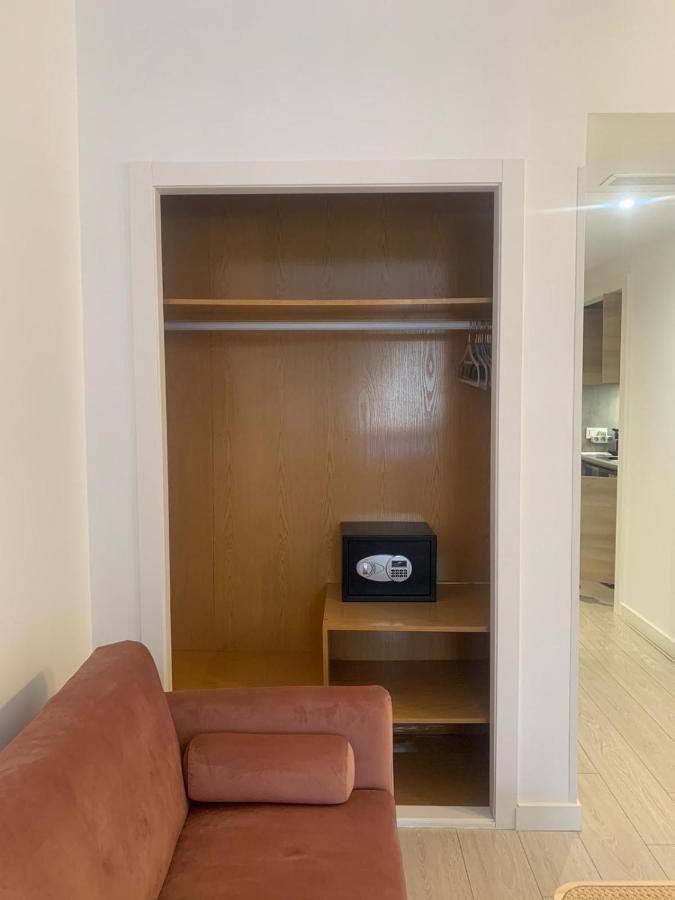 Luxury Studio Retiro Park & Prado Museum Мадрид Екстериор снимка